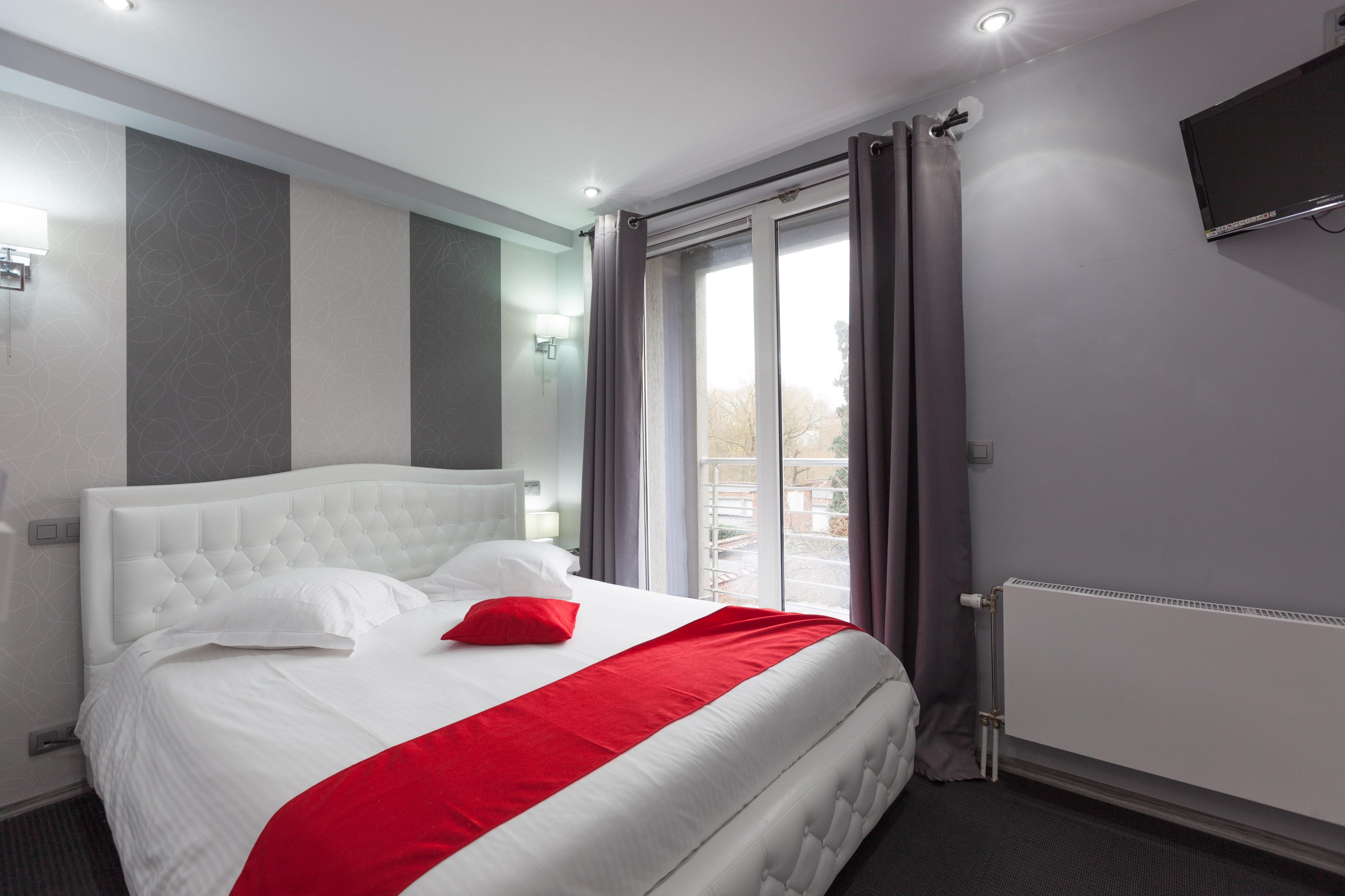Hotel Phenix Дилбеек Екстериор снимка