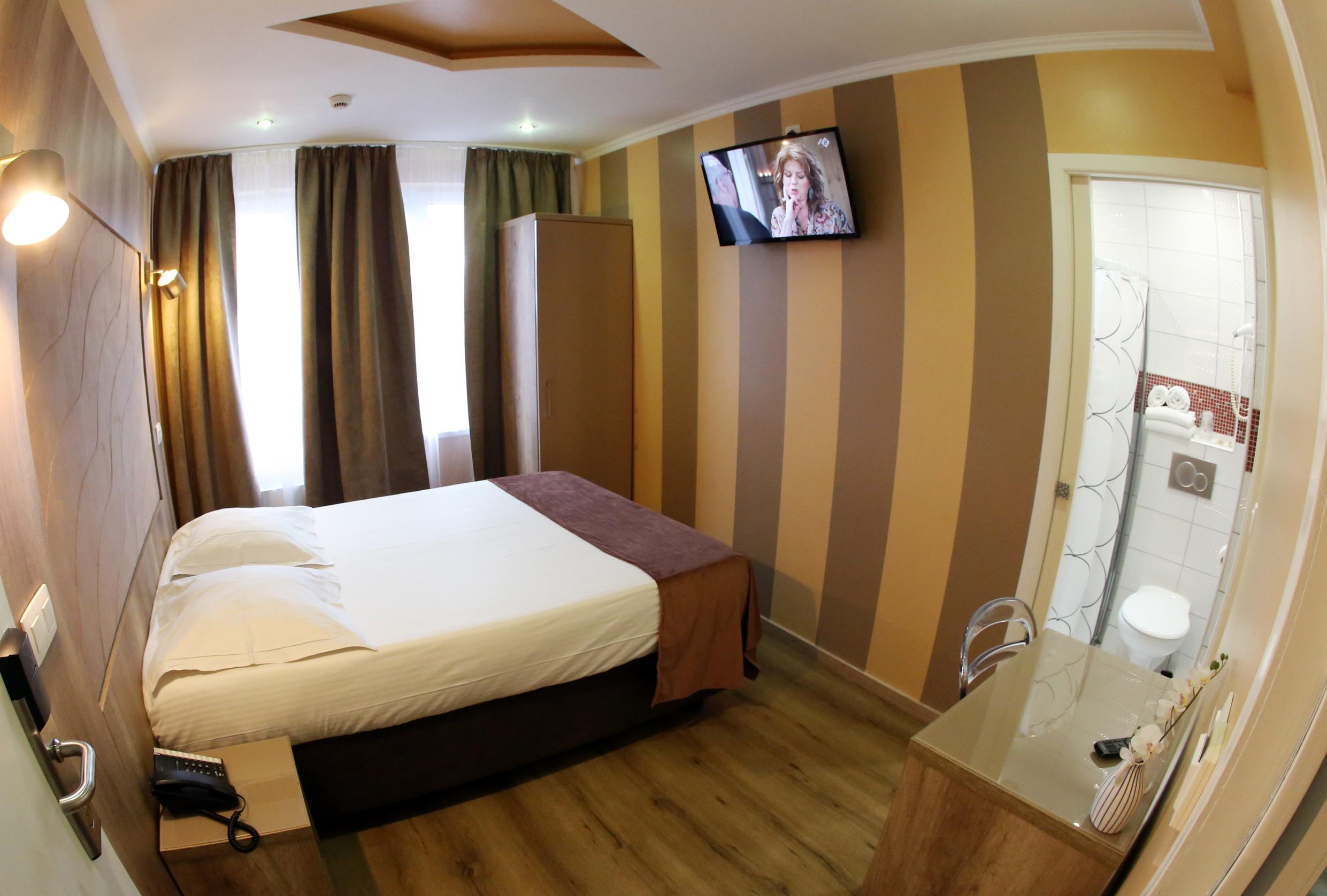 Hotel Phenix Дилбеек Екстериор снимка