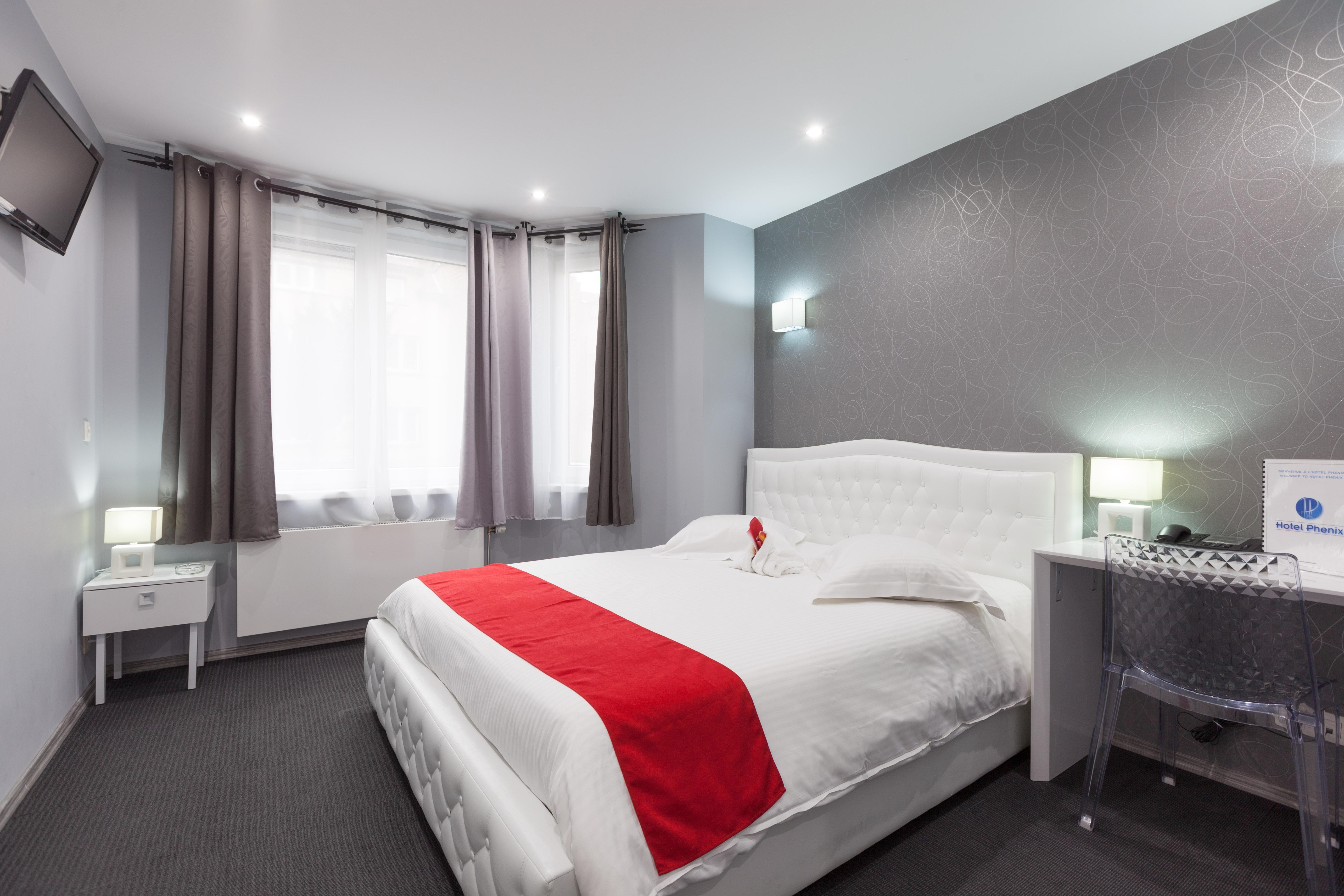 Hotel Phenix Дилбеек Екстериор снимка