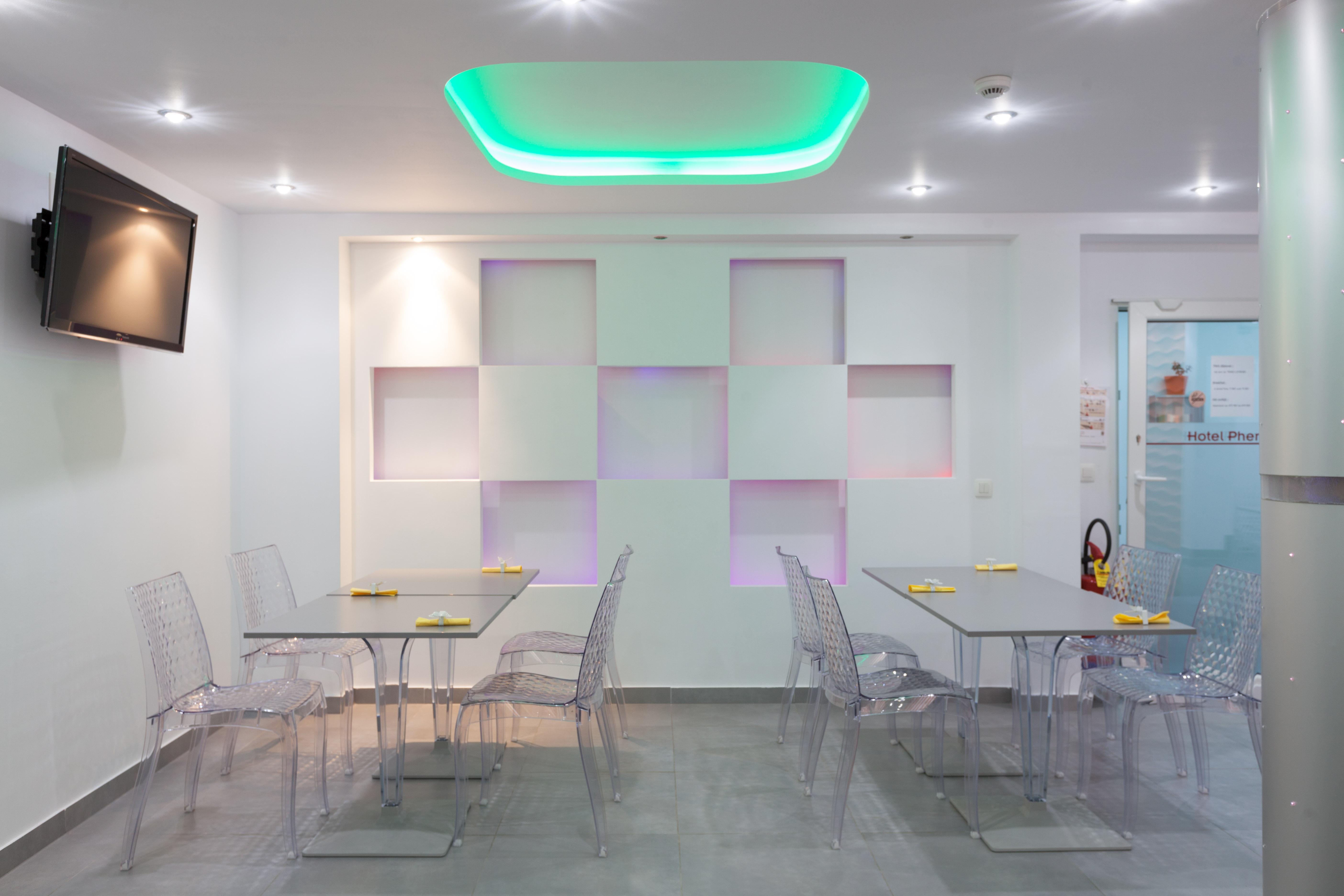 Hotel Phenix Дилбеек Екстериор снимка
