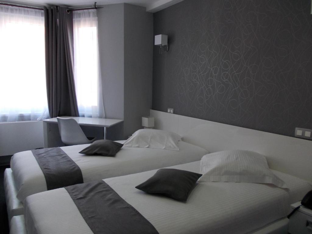 Hotel Phenix Дилбеек Стая снимка