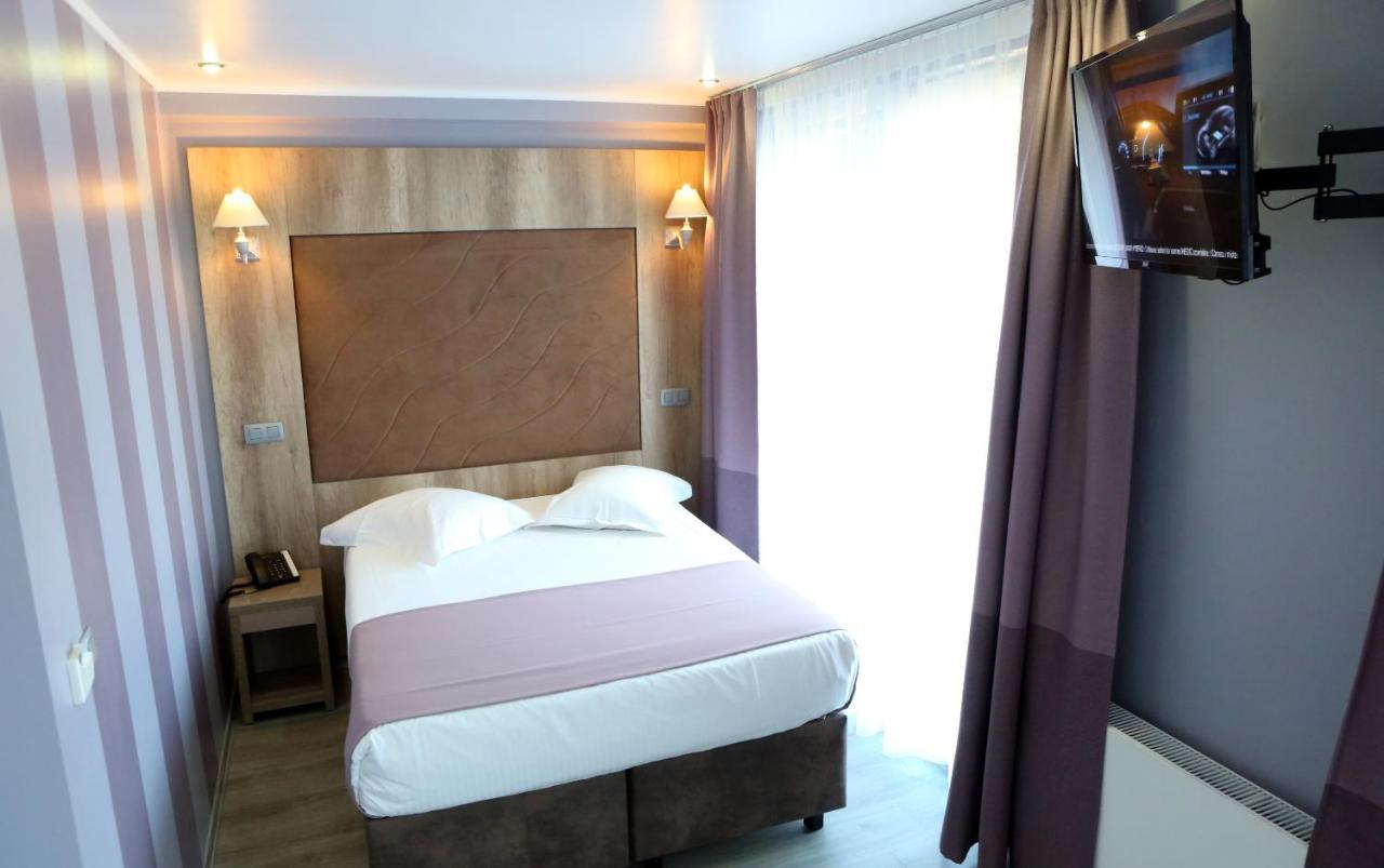 Hotel Phenix Дилбеек Екстериор снимка